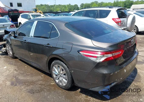 2018 Toyota Camry Le from USA, damaged, VIN 4T1B11HK8JU007334